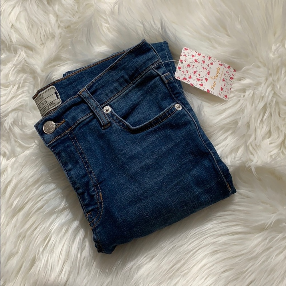 Free people shark bite jeans - Picture 6 of 8